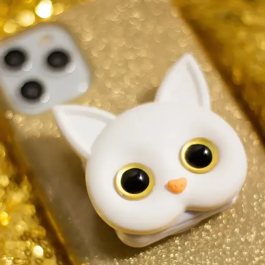 Cat Holder white Photo