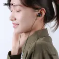 REMAX Earphones - RM-550 White Photo