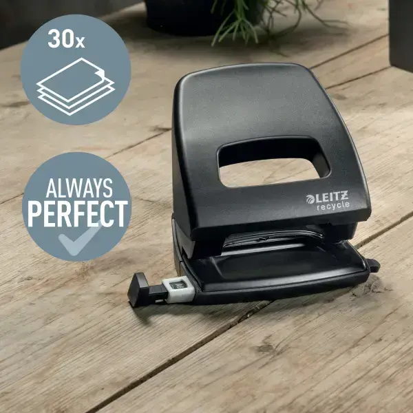 Caurumotājs Leitz NeXXt, no pārstrādāta materiāla, 30 lapas, melns Foto 3