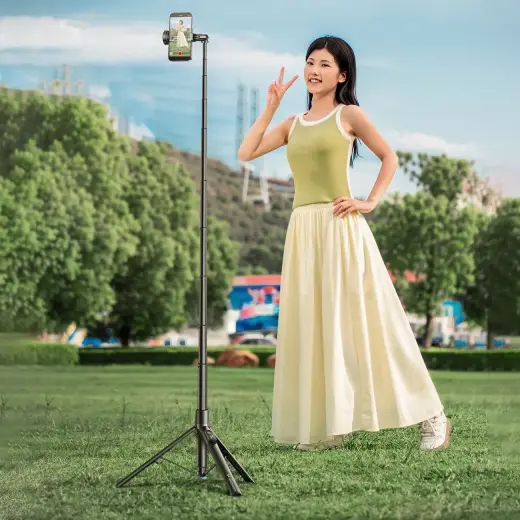 Selfie stick Wozinsky WRZP1 with automatically extendable legs, tripod function, 1.7m - black Фото num