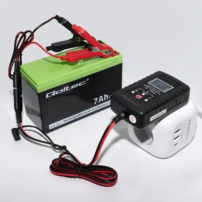Qoltec Automatic charger for AGM GEL STD 6V/12V battery | 2A | Rectifier with repair function and LED display  Photo