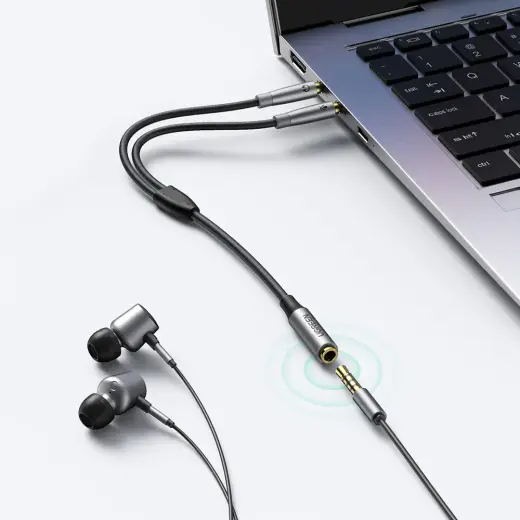 UGREEN AV192 3.5mm Female to 2 male audio cable (grey) Photo