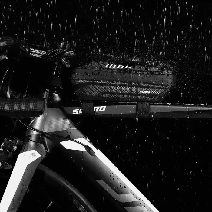 WILDMAN traveling bag for bike frame with zipper 1L ES5 black Photo