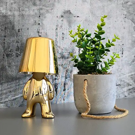 Night lamp Golden Man design A Фото num