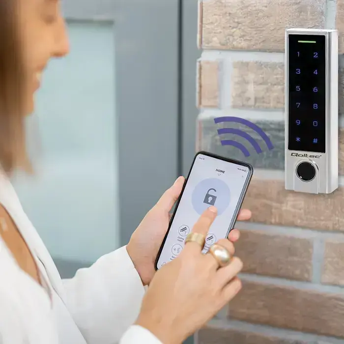 Qoltec Code lock TITAN with fingerprint reader | RFID | BT 4.0 |Code | Card | key fob | Doorbell| IP68 | EM Foto 4