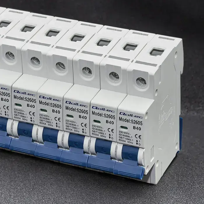 Qoltec Overcurrent Circuit Breaker B40| Fuse | AC | 40A | 1P Фото num