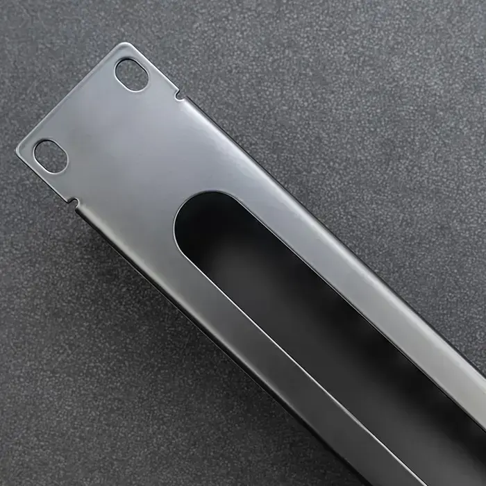 Qoltec Solid Steel Cable Organizer for 19" racks | 24 ports | 1U Foto 6