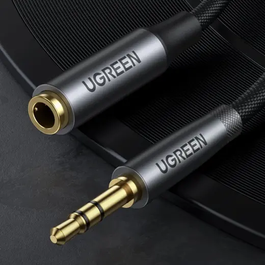 Ugreen AV190 3.5mm mini jack extension cord cable 2m Photo