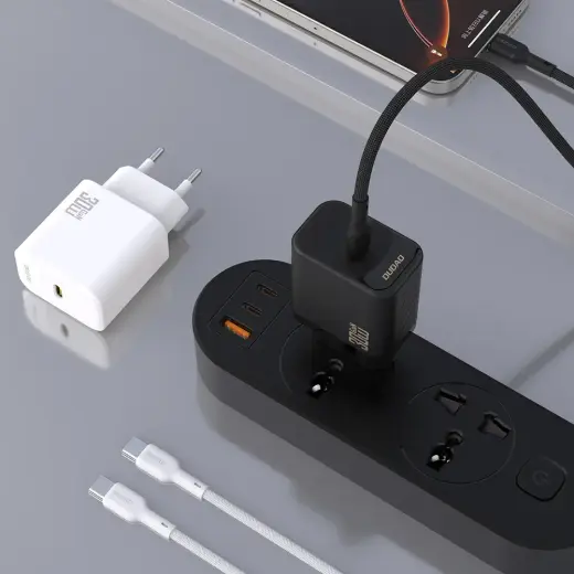 Dudao A27PCEU PD 30W GaN USB-C Wall Charger with USB-C Cable - White Foto 3