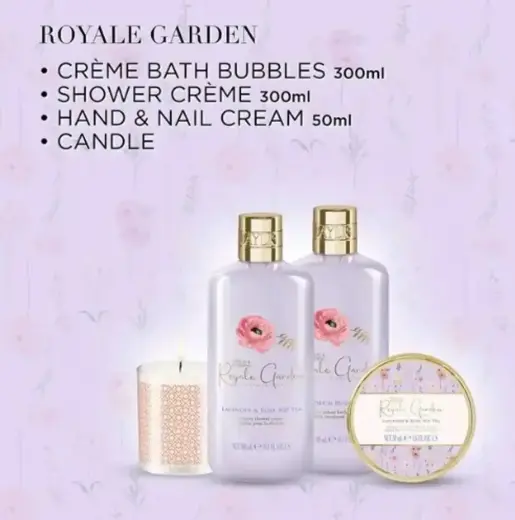 Baylis & Harding Royale Garden Gift Wrapped Candlelit Set in Clear Photo