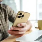 Metallic phone case for iPhone 17 Air gold — Photo 8