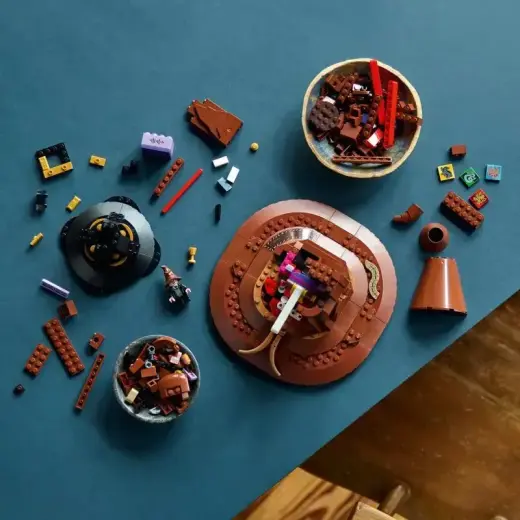 LEGO Harry Potter Der Sprechende Hut (76429) Foto 3