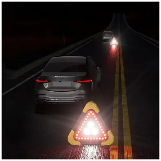MajesticLine LED emergency triangle for car Foto 6
