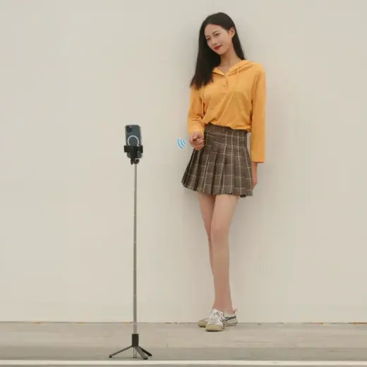 Selfie stick WHS1Y telescopic tripod 1m with phone holder - black Фото num