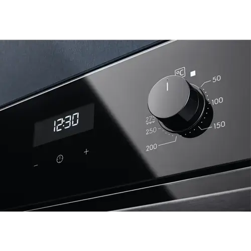 Electrolux cepeškrāsns, iebūv., melna Photo