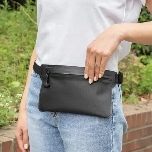 Araree Aquaproof Cross Pack Waterproof bag clear AR70-01675A Foto 8