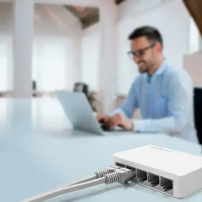 Qoltec Network SWITCH | 5 x RJ45 port | 1000Mbps | Fast Ethernet | LAN Foto 7