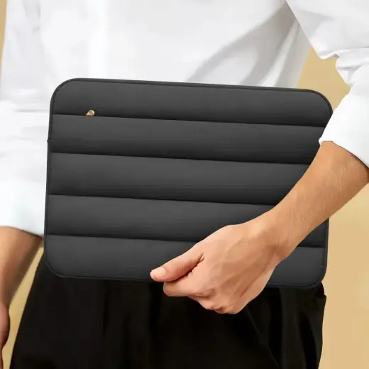 Tech-Protett Fluffy Laptop Bag 15-16 - Black Photo