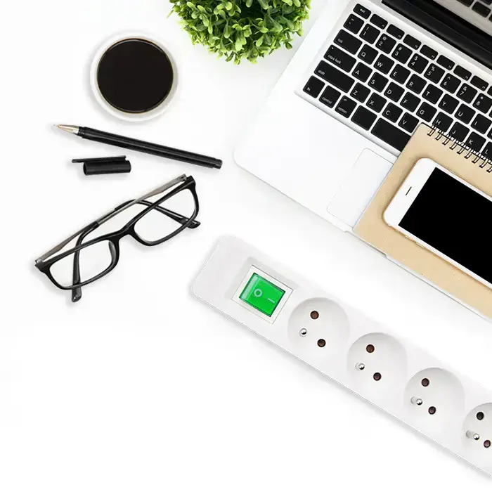Qoltec Power strip | 5 sockets | 1.8m | White-grey Foto 5