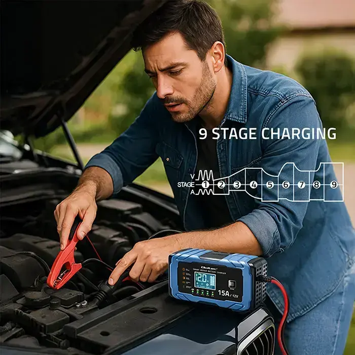 Qoltec Intelligent microprocessor charger 12V 15A | Rectifier with repair function | AGM GEL LiFePO4 | 9-stage charging  Photo