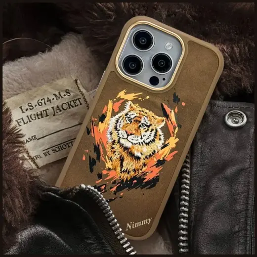Etui Nimmy Tygrys MagSafe do iPhone 16    Pro jasnobrązowy Photo