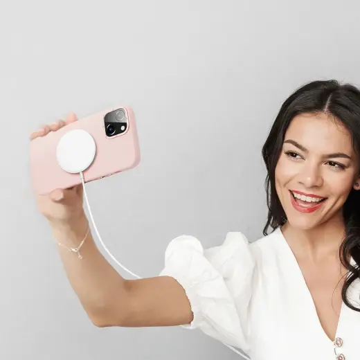 Dux Ducis Grit Leather Case for iPhone 14 Plus Elegant Faux Leather Cover (MagSafe Compatible) Pink Foto 4