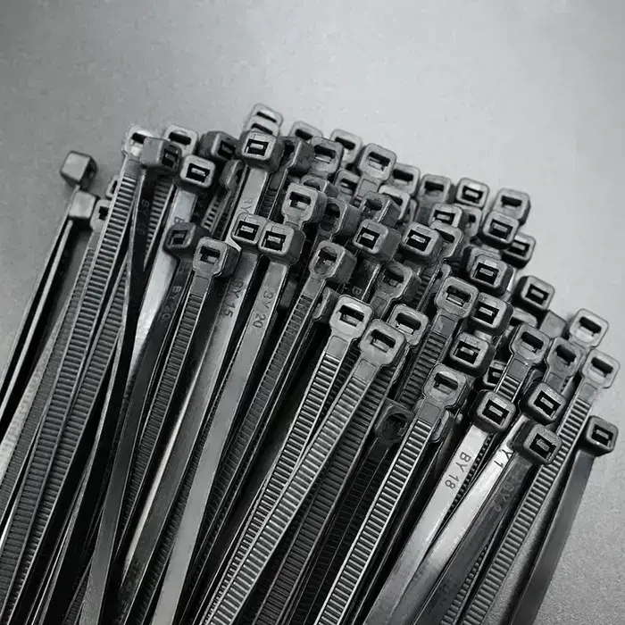 Qoltec Self-locking cable tie | 7.2*400mm | 50 pcs. | Nylon66 | UV | Black Foto 6