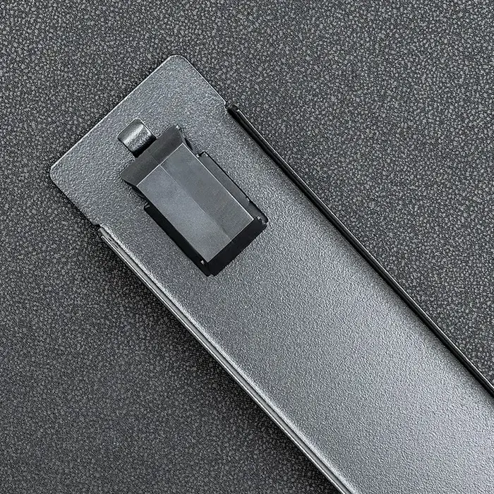 Qoltec Solid steel blanking panel for 19" RACK cabinets | 1U Foto 5