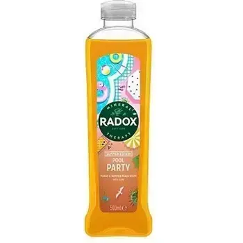 Radox Pool Party Bath Soak - Pěna do koupele 500ml