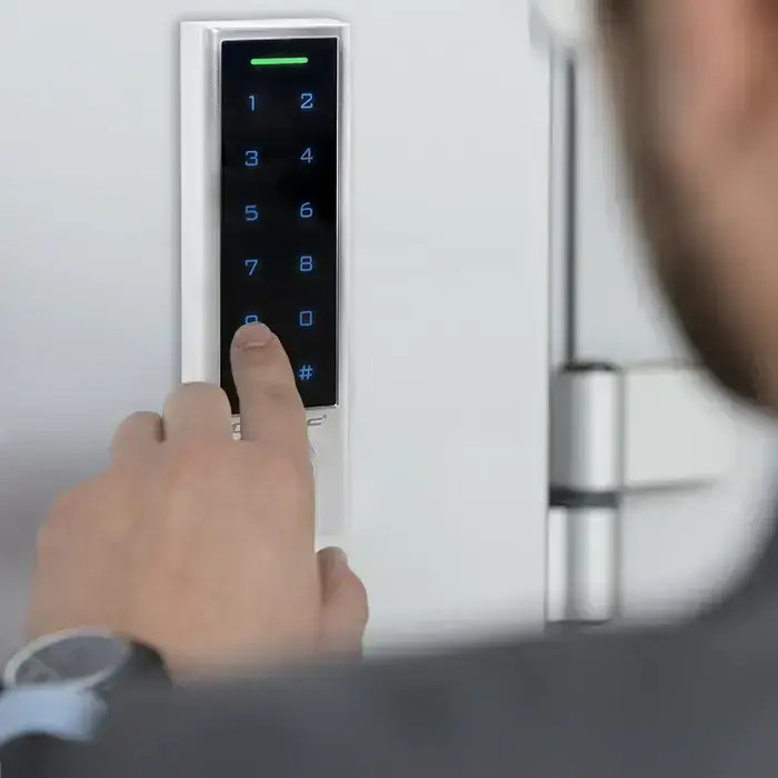 Qoltec Code lock TITAN with fingerprint reader | RFID | BT 4.0 |Code | Card | key fob | Doorbell| IP68 | EM Foto 6