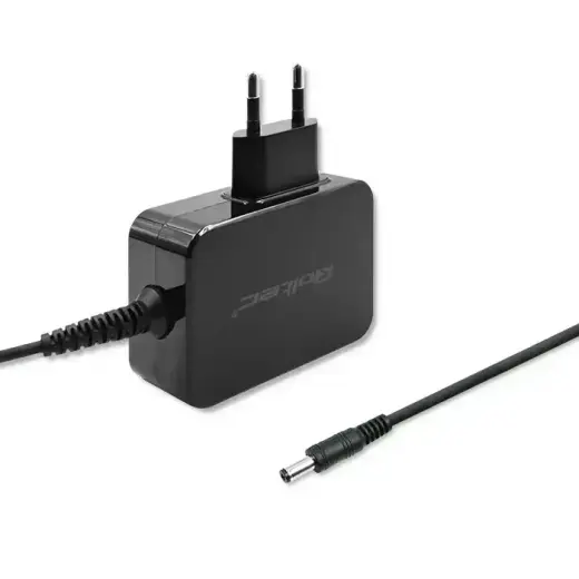 Qoltec Universal power adapter 30W | 12V | 2.5A | Compact | MultiPlug | 7 plugs Photo