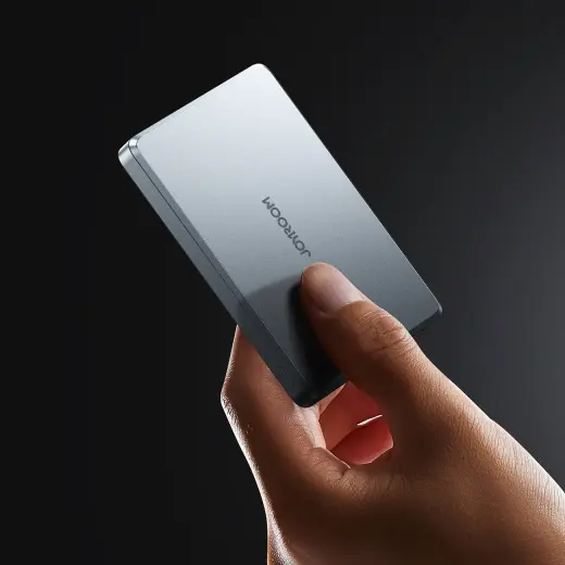 Joyroom JR-PBM08 Pro ārējais akumulators (powerbank) | 10000 mAh | 20W | Lightning, USB-C, Bezvadu, MagSafe | pelēks Foto 10