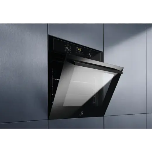 Electrolux cepeškrāsns, iebūv., 65l, tērauda ar pārklājumu pret pirkstu nospiedumiem Photo