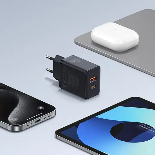 Baseus Cube Pro 30W USB-C USB-A Wall Charger - Black Foto 11