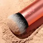 Real Techniques Bubble Blending Makeup Brush — Фото 9