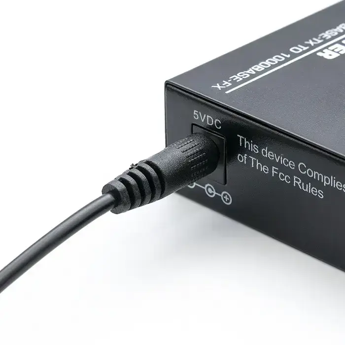 Qoltec Bidirectional Ethernet SWITCH Media Converter 1x RJ45 1x SFP| 1000Mbps | 5V Foto 13