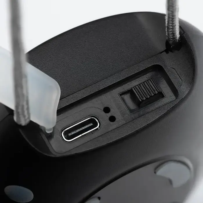 Wireless speaker E-3049 3W 500mah black Photo