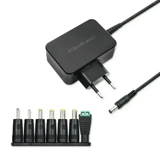 Qoltec Universal power adapter 30W | 12V | 2.5A | Compact | MultiPlug | 7 plugs Photo