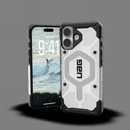 UAG Pathfinder Clear MagSafe Case for iPhone 17 - White and Gray
