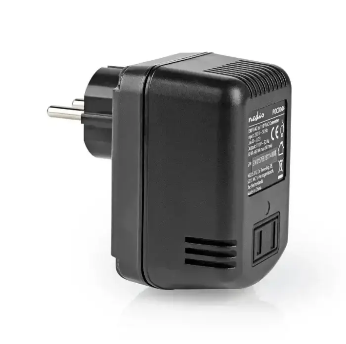 Power 30W, 110Vac (American) devices via a (European) 230Vac mains network