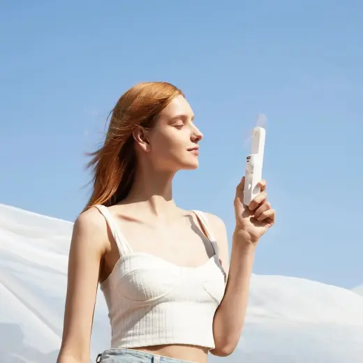 Jisulife Handheld Fan Life8 Plus Portable USB Fan with Power Bank Function 4500mAh and Flashlight - White Foto 4