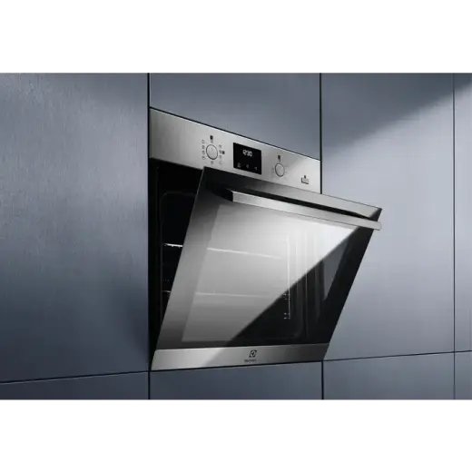 Electrolux 600.sērijas cepeškrāsns, iebūv., 72 l. nerūsoša tērauda Photo