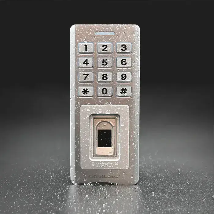 Qoltec Code lock OBERON with fingerprint reader | RFID | Code | Card | key fob | Doorbell | IP68 | EM Foto 3