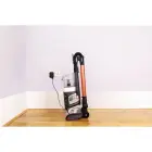 Shark bezvadu spieķa tipa putekļsūcējs, pelēks/oranžs Foto 4