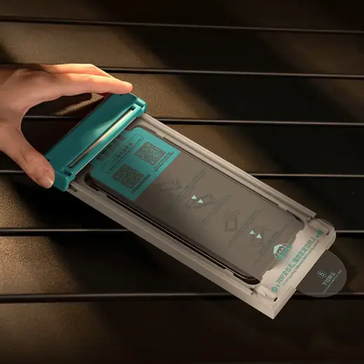 Benks Tempered glass Glass Warrior 2.0 AR-EZFita for Iphone 17|16 Pro Foto 7