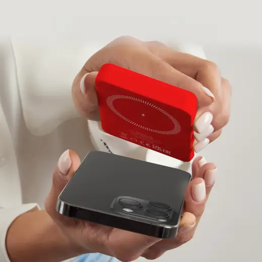 5000 mAh беспроводной магнитный Внешний аккумулятор (powerbank) Красный Фото num