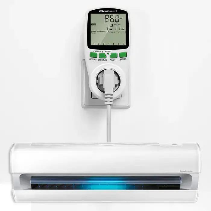 Qoltec Power meter PM0627 with history | 3680W | 16A | LCD Photo