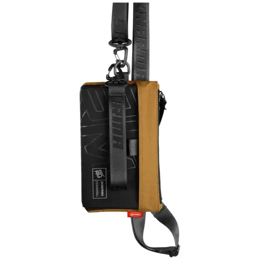 Phone bag Skinarma Jager brown Foto 3