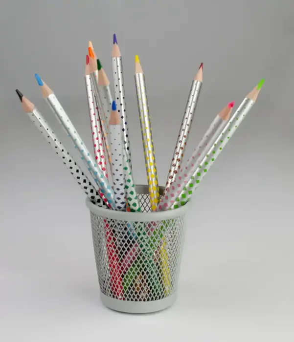 Krāsainie zīmuļi KORES KOLORES MAGIK, trīsstūrveida, 3mm, dzēšami, 12 gab Foto 5