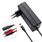 Qoltec Automatic charger for AGM GEL STD 6V 12V battery | 1.5A | Rectifier with LED indicator Photo